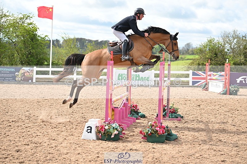 240419A-152340-08647 - Cls 14, 1 Star Bronze Tour 1.10m