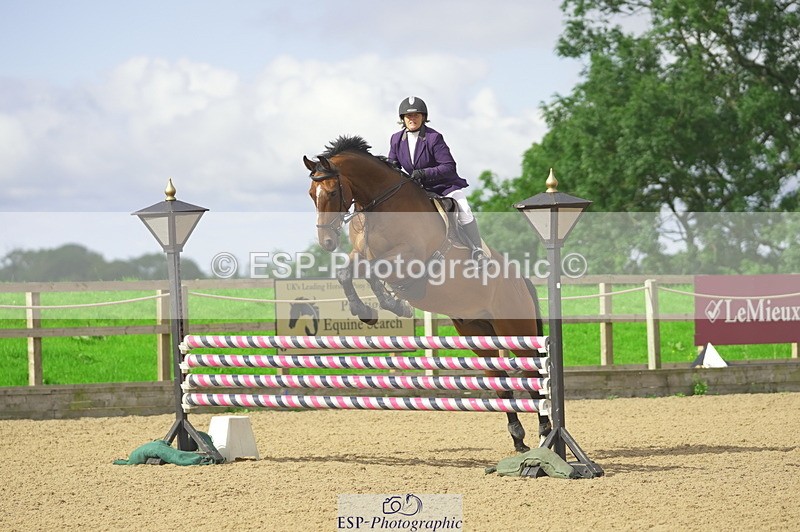 230806A-093404-00787 - Cls 12 Snr 1.05m