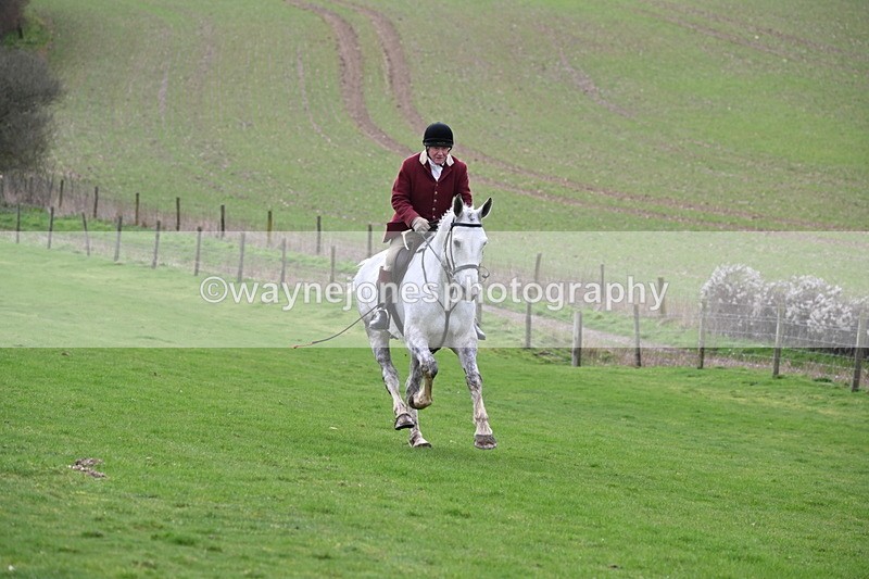 WJ6_9054 - Line Three