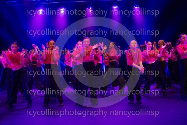 00994 - Nicki Minaj Medley