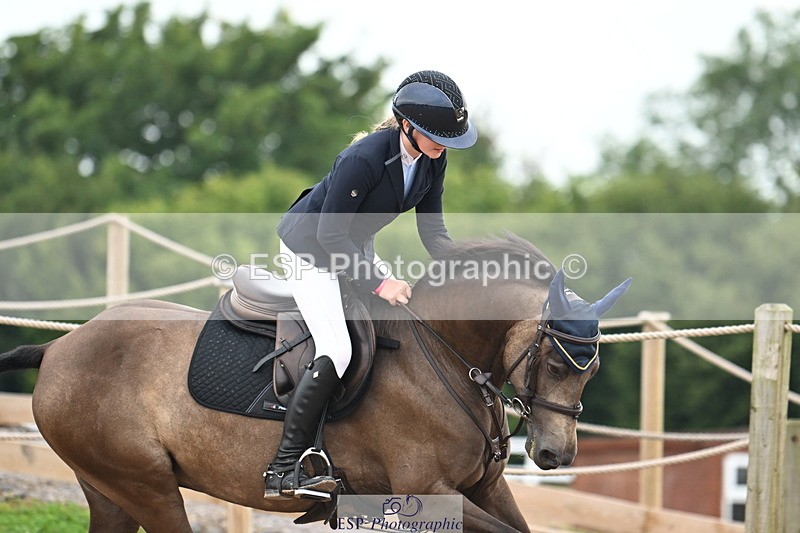 240907A-130124-01827 - Cls 3 Pony Medium Team 80cm & 90cm