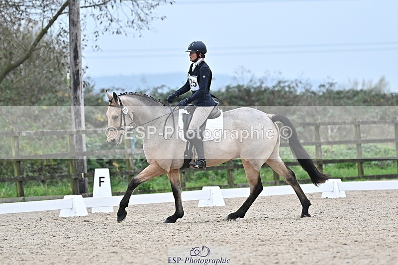 241103-150045-02691 - Novice 1 - 14.44 to 16.08