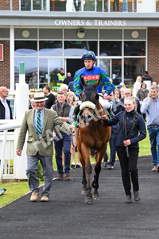 160526-Race 5-Military Leader-9882 - Race 5 4.12pm Sky Bet Extra Places Handicap