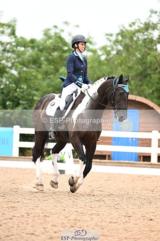 240815A-120535-00917 - 275-Alys.Matravers-Tiger.Mazariti