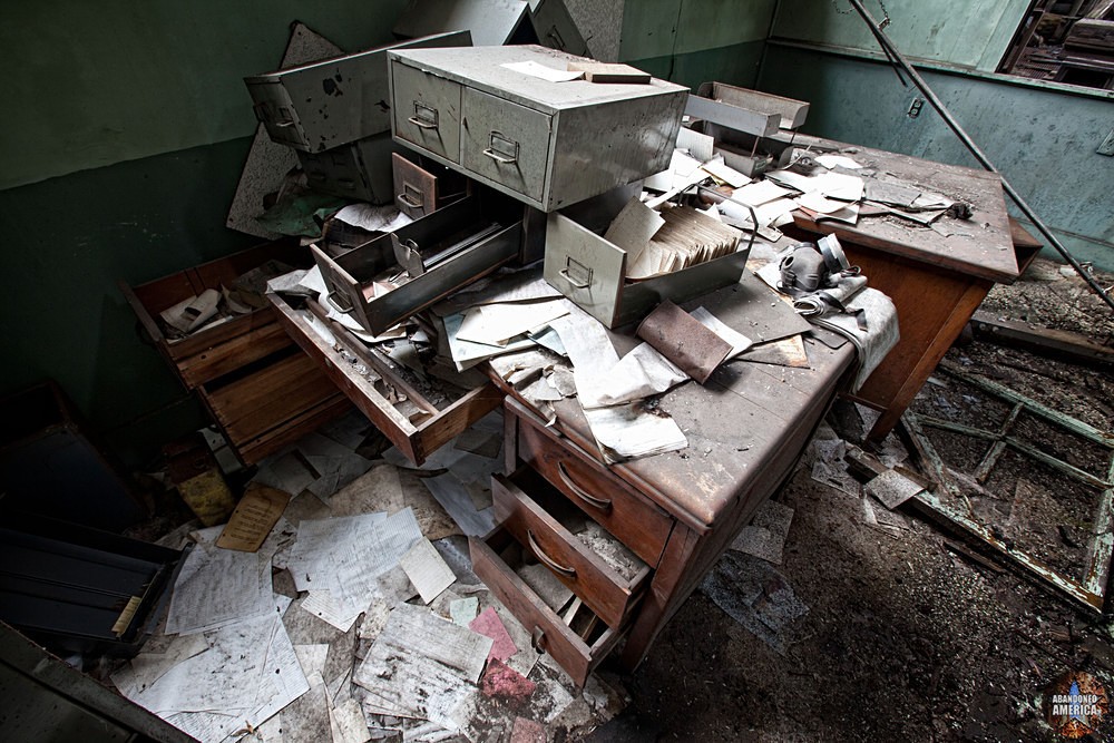 Fort Pitt Casting Co. (McKeesport, PA) | Messy Office - Fort Pitt Casting