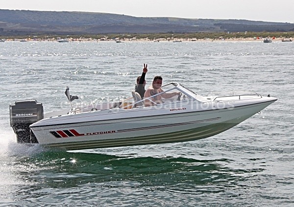 090808 FLETCHER BRAVO IMG_5484 - Speedboats