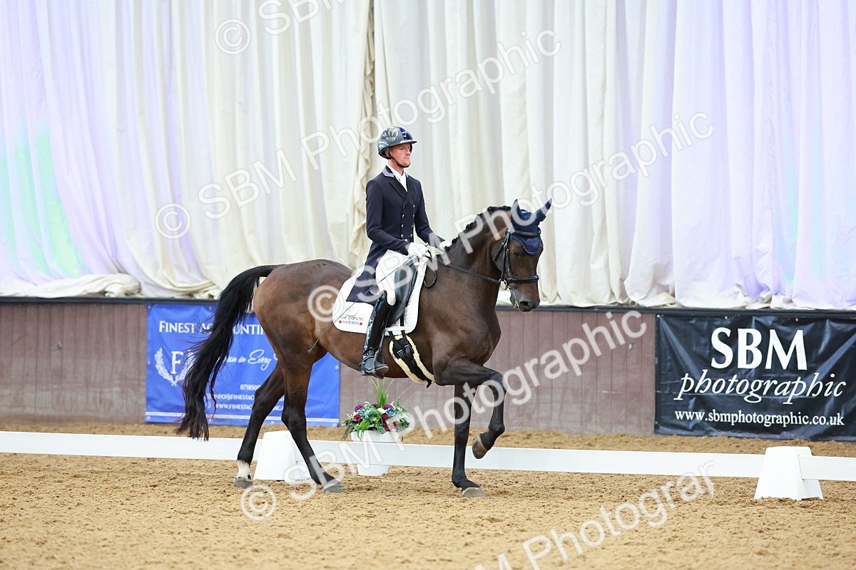 SBM_008027 - Class 9 - FEI INT II - 16.54.17.57
