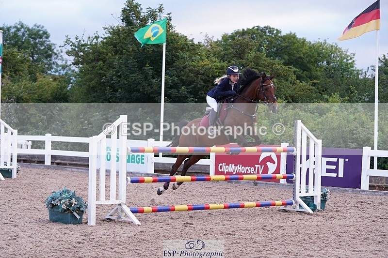 250628-203718-08632 - Cls 26 Pony Foxhunter & 1.10m Open