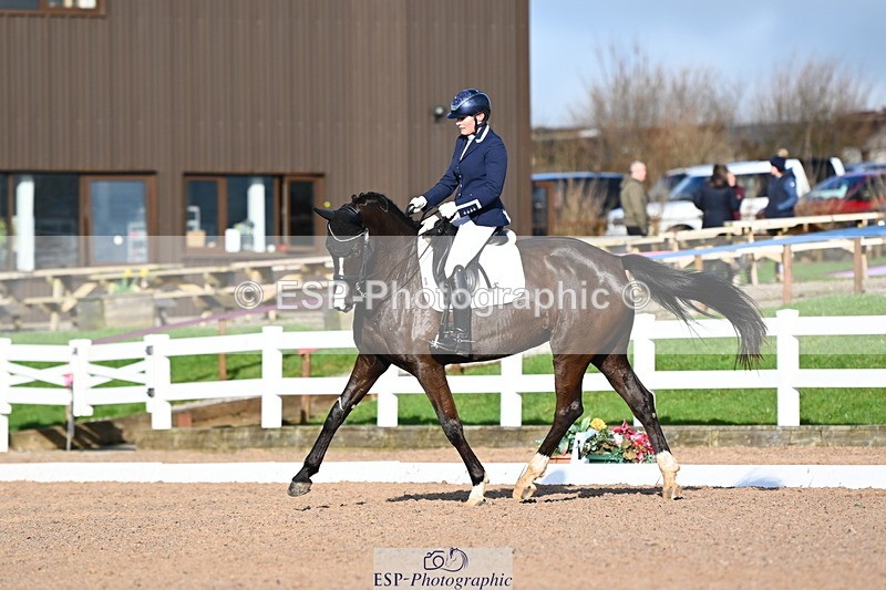 240218A-145139-08936 - 280-Nicola.Buchanan-ST.GILES.DARK.MAGIC