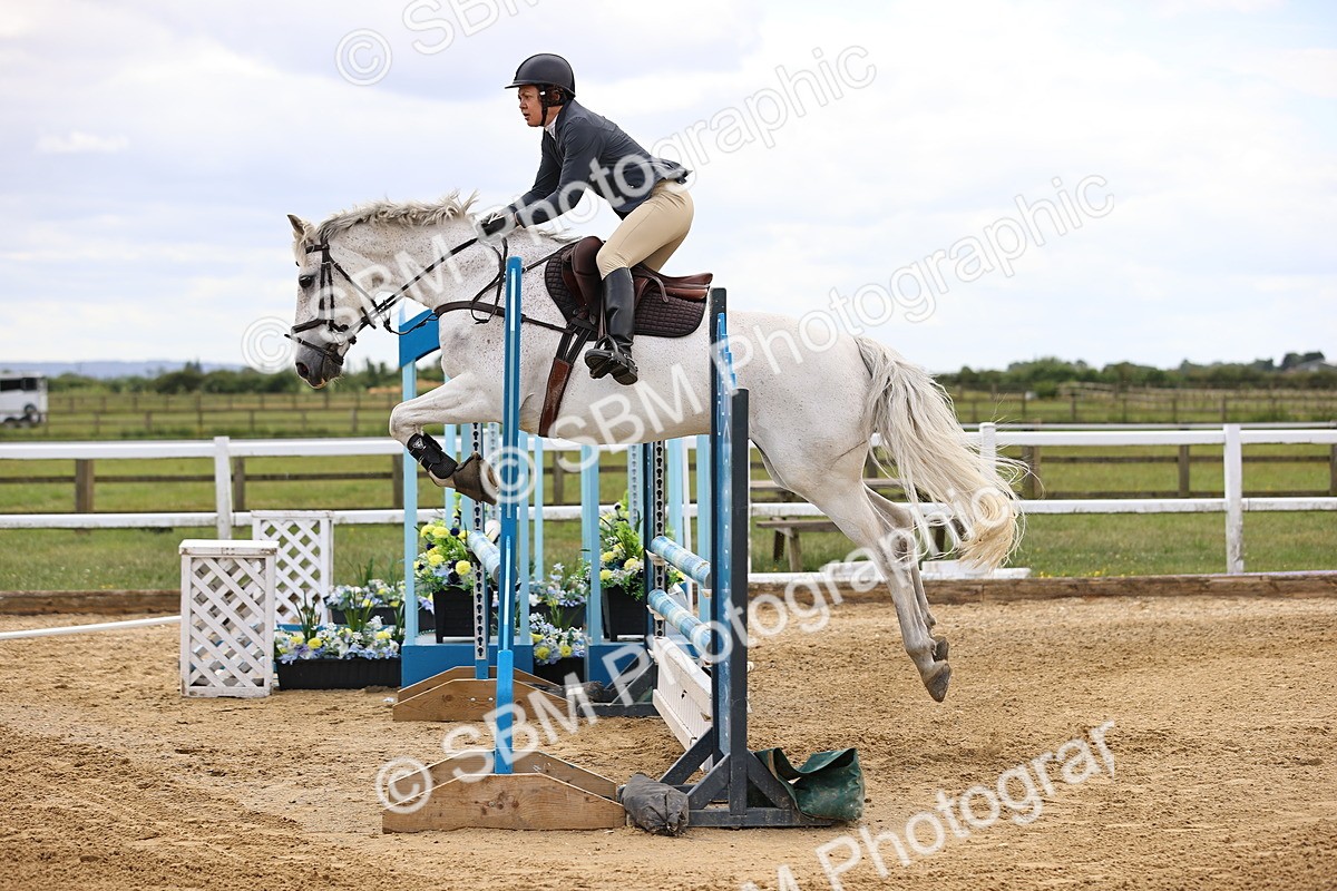 SBM_000015 - Class 3 - 90cm showjumping