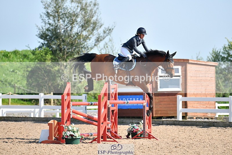 240512A-163152-19813 - Cls 44 1.05m National Am Quali