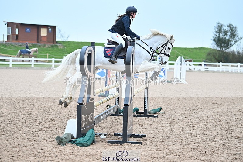240128A-111025-00448 - Cls 3 Pony Discovery and 90cm Open