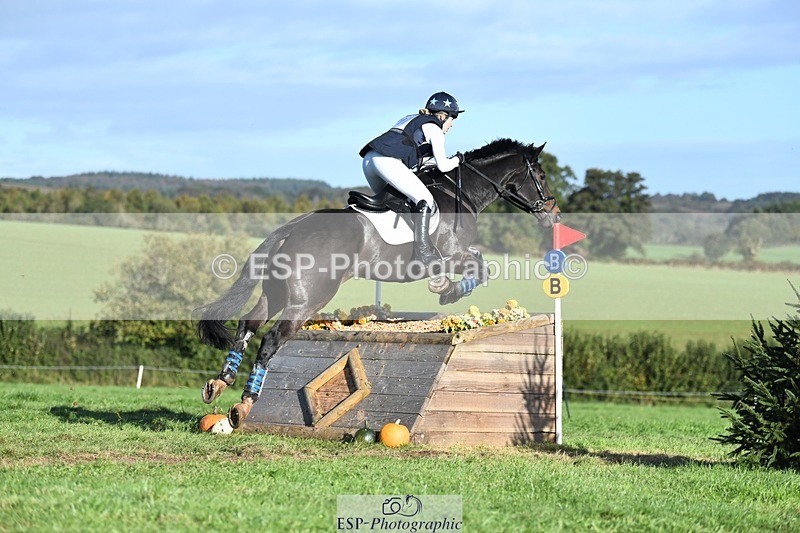 231022-102213-25623 - 217-CEFNPANT.IOLO-Katie.Thomas-XC