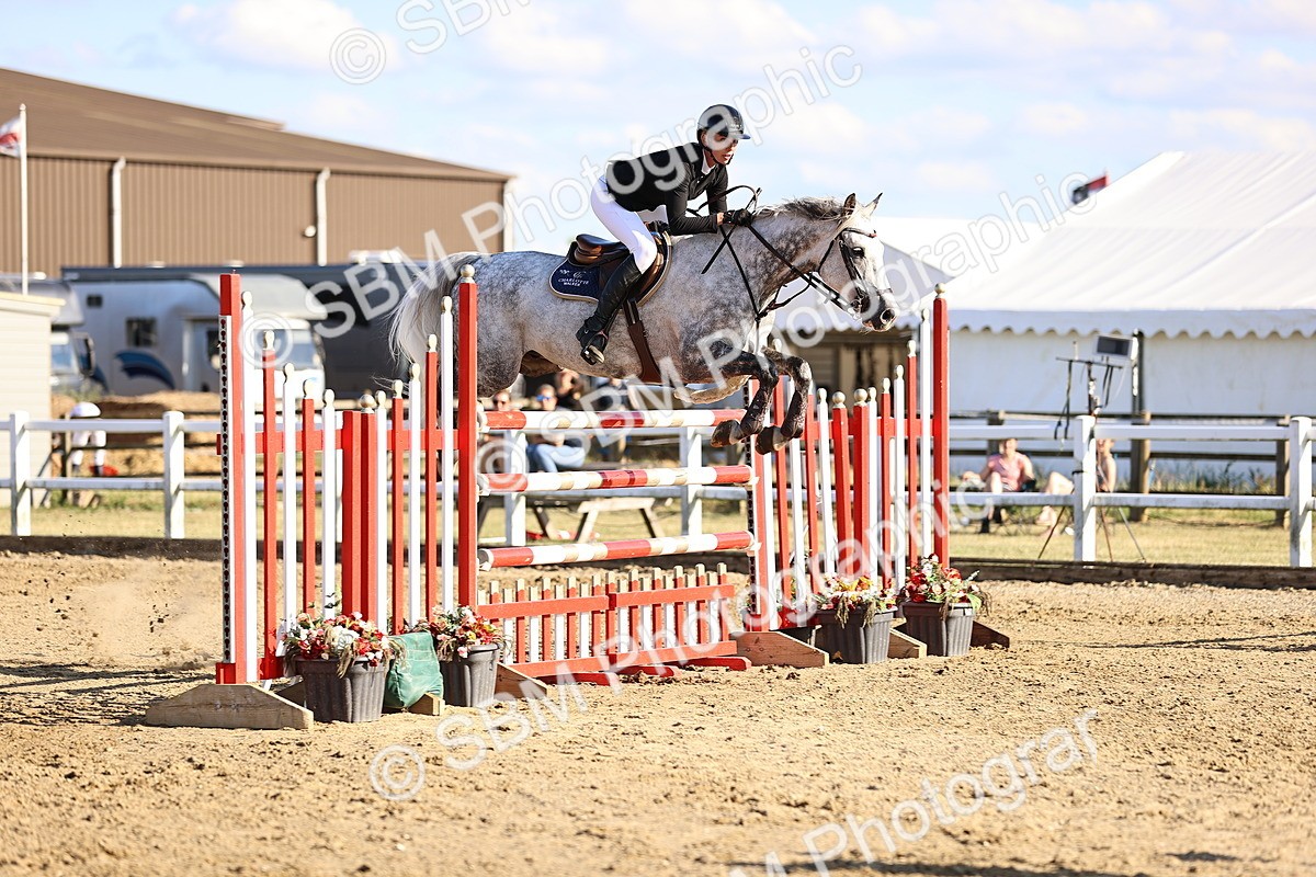 SBM_015945 - Class 18 - Senior 1.35m Open