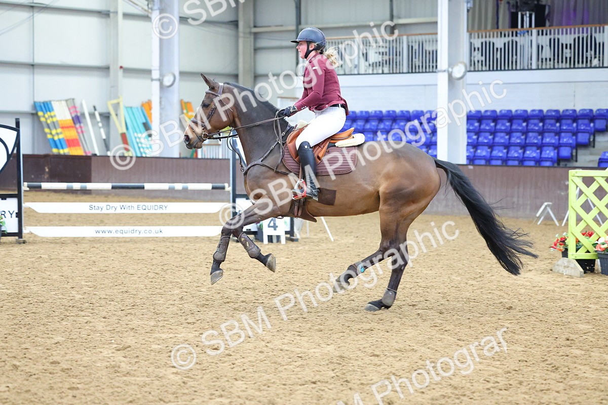 SBM_009759 - Class 20 - Senior British Novice/ 90cm Open - First Round (0.90m)