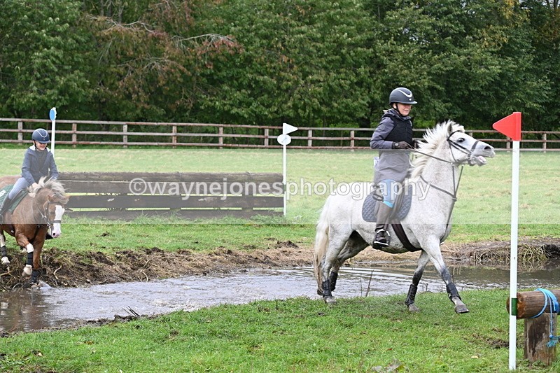 WJ6_5499 - Time at Photographer 12:31 to 12:40