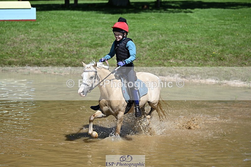 240728B-112130-00958 - Theo's Group XC