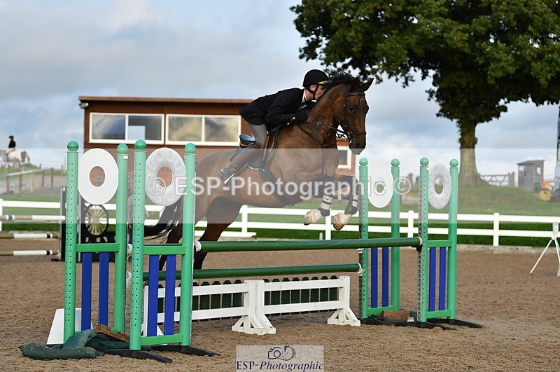 220829A-184422-00602 - 1.00m Classes