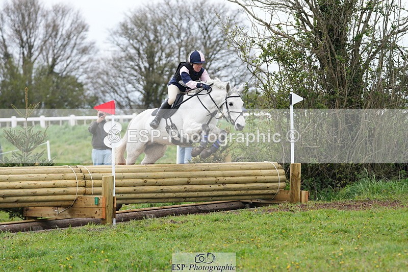 250419-124257-09979 - 419-Susanna.Morris-BREEOGUE.BREEZE