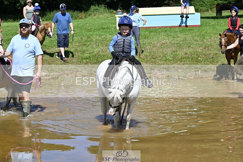 240728B-111112-01149 - Gemma's Group XC