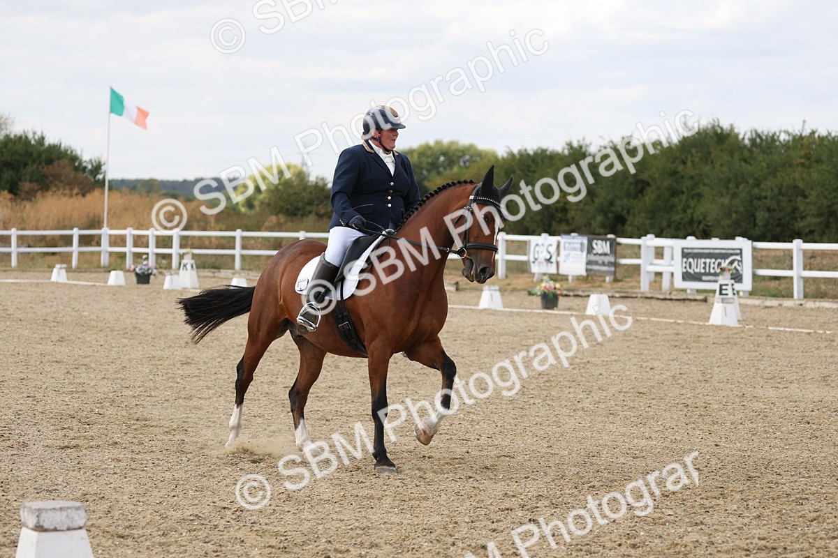 SBM_015567 - Class 6 - E5 Silver 15.54.16.58