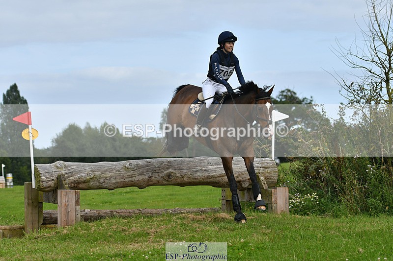 240804-171313-19249 - 705-Nicole_Jooste-MR_AMOUR