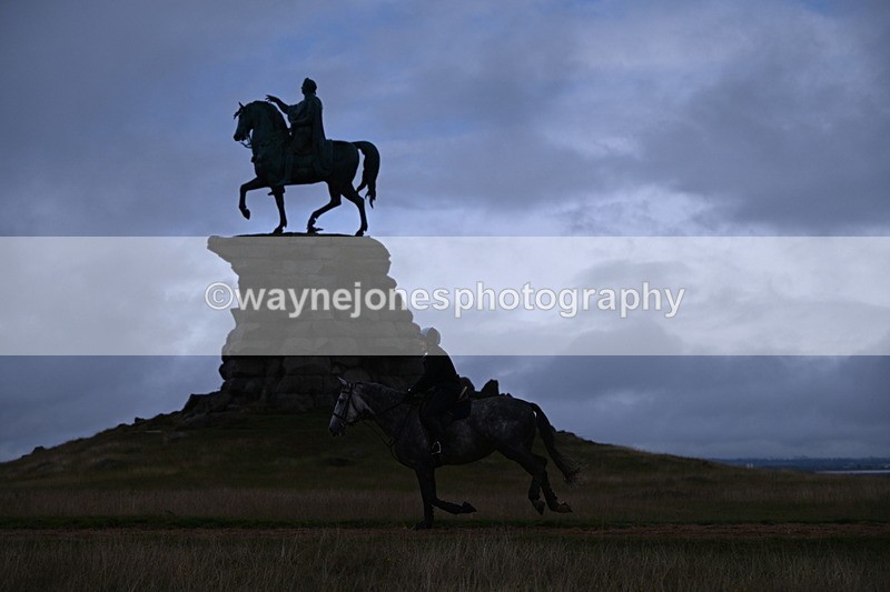 DSC_3714 - Time at Statue 13:51 to 14:55