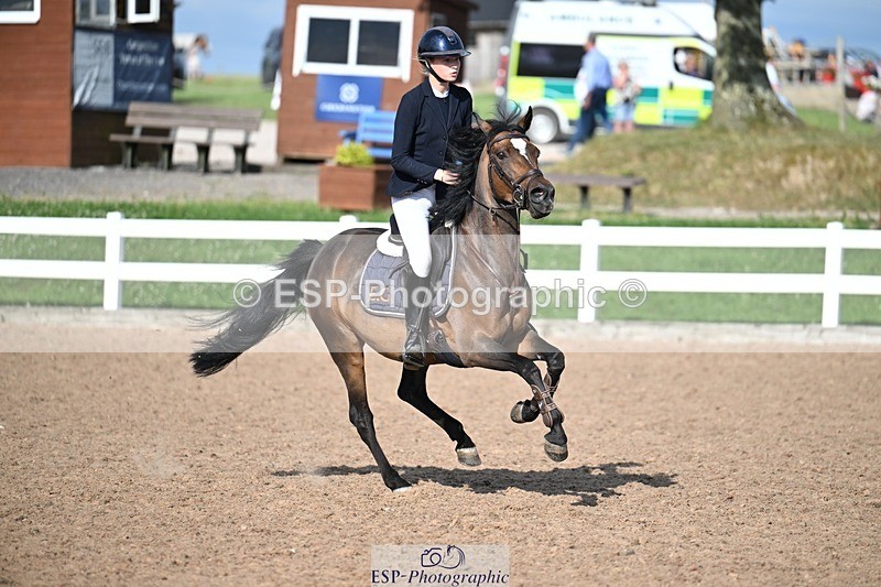 260627-180218-05919 - Cls 27 Foxhunter and 1.10m