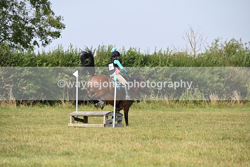 WJ6_2444 - 60cm XC Time 14:21 to 14:47