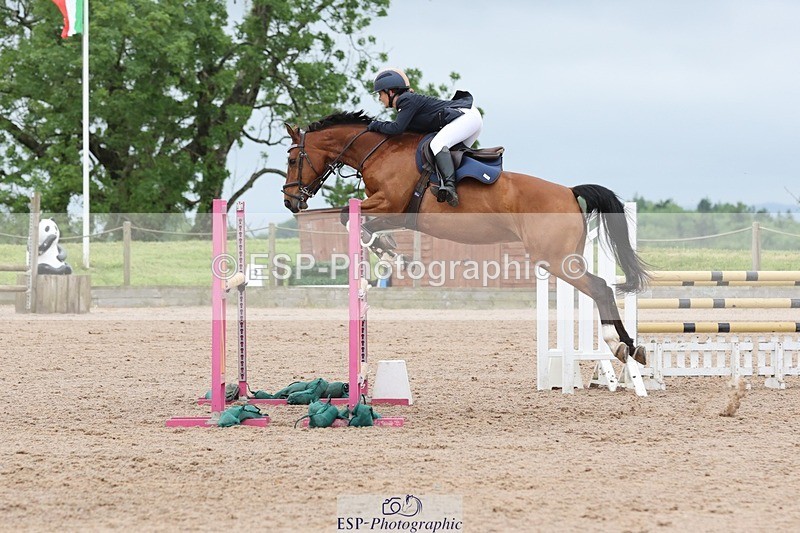 250524-093640-03865 - Cls 13  A&B 1.05m & 1.10m open