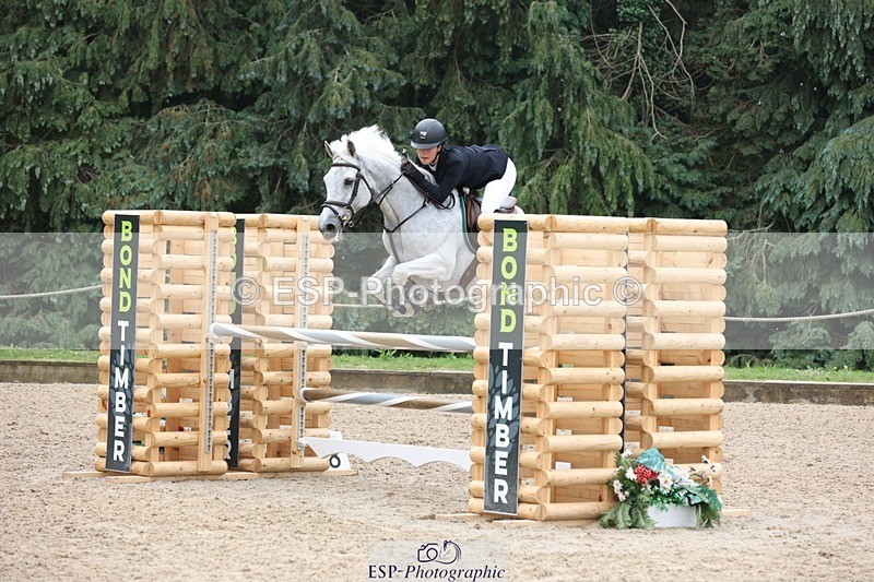 230618-100635-09937 - Cls 19 Pony Intro 1m