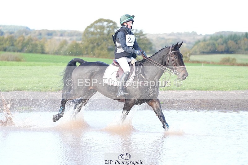 251024A-150929-13094 - C-230-Ciara.O.Connor