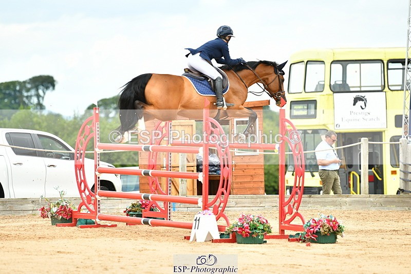 230720A-122441-02813 - Cls 33, 7 Yr Olds 1.30m