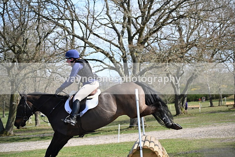 WJ6_2554 - Time 11:00 to 11:24