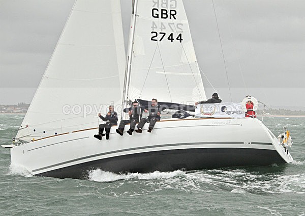 110622 TRES FAIRVIEW AGROVISTA IMG_3355 - 110622 FARM BUSINESS REGATTA