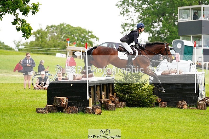 240525-164100-18838 - 262-MY_STAR_TURN-Tom_Jackson