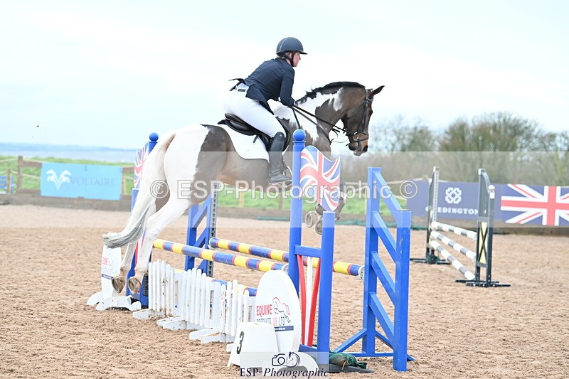 231203A-105628-00681 - Cls 16+17 Club and Schools 80cm