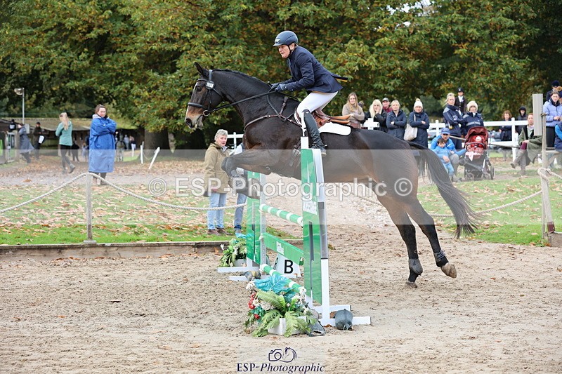251026A-122114-24634 - F-431-Alison.Gill
