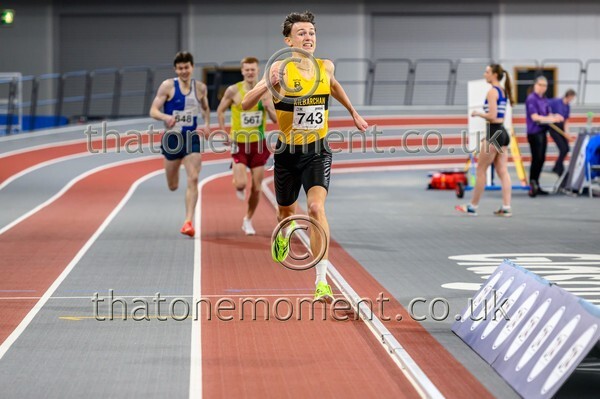 SeniorInd25-911282 - Track Male Set Two