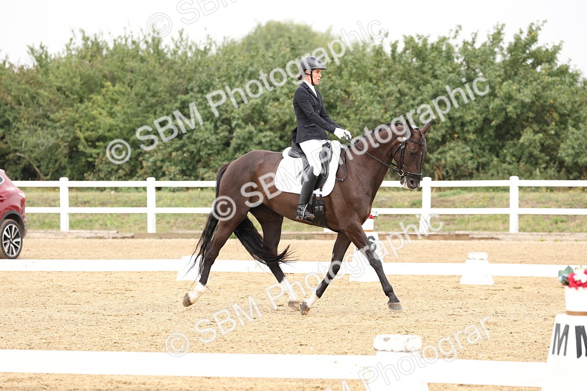 SBM_006331 - Class 6 - novice 6 - 11.50-12.46