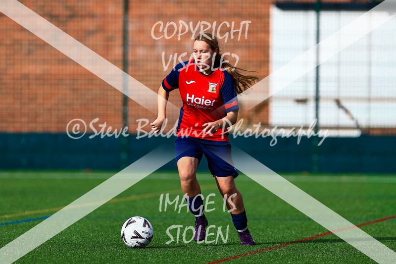 1DX30992 - 2025-10-05 FC Abbey Meads Ladies V Purton  Kingsdown FC Ladies
