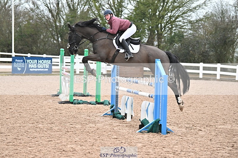 240225A-121423-05144 - Cls 21 Newcomers and 1.10m Open