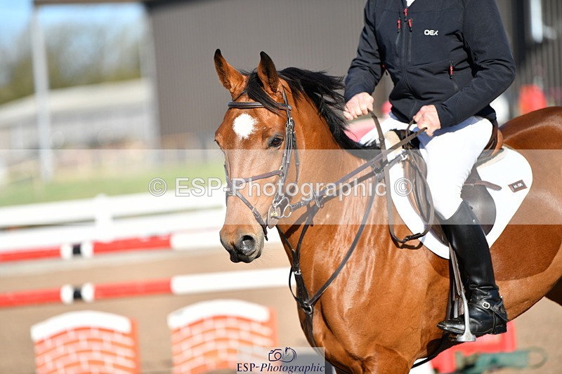 231110A-135247-00691 - Cls 5 Newcomers & 1.10m Open