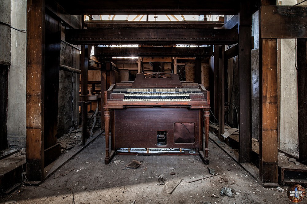St Bonaventure Church (Philadelphia, PA) Organ