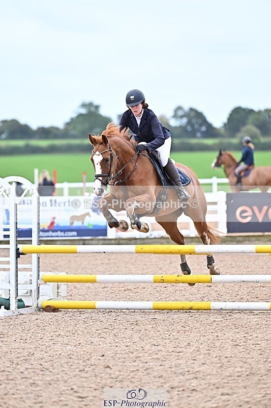 250914-095618-08280 - Cls 32 Snr British Novice and 90cm Open