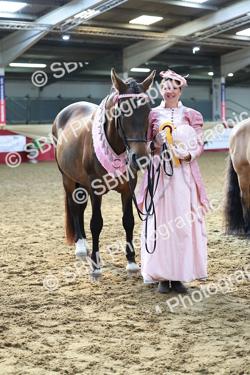 SBM_12146 - Class 103 - IH Costume