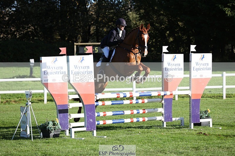 231022-100202-24276 - 648-FRIARSHILL.CHARLES-Caroline.Wilkinson-TrotUp+SJ