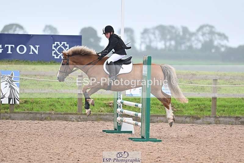 240813-185909-00822 - Classes 5 A&B & 6 80cm