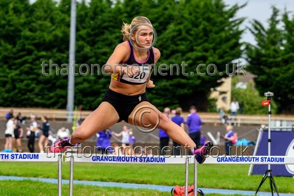 Age26 SAT-916212 - Track Female Set One