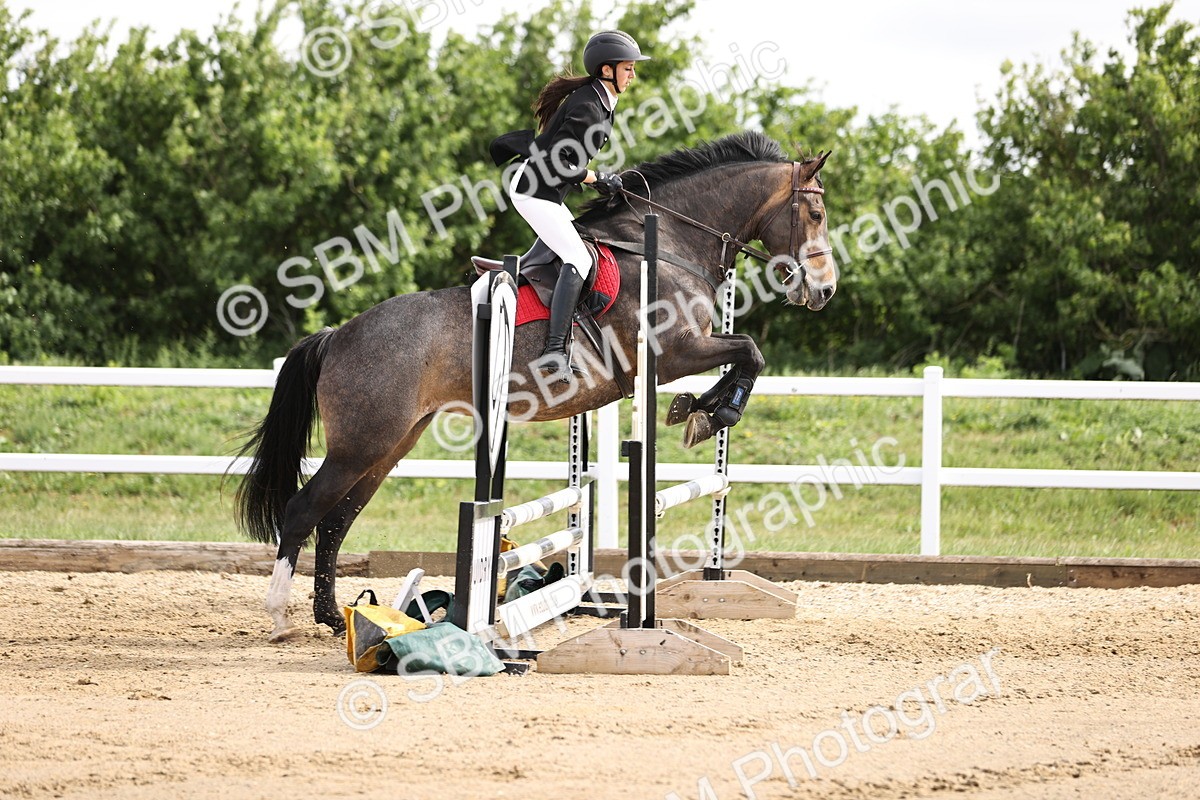 SBM_001816 - Class 8 - Clear Round